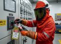 Incêndio em Sala de Manutenção: O Perigo Mortal de Trabalhar com Equipamentos Energizados